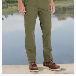 Carhartt Green Cargo Pants Durable Outdoor Wear